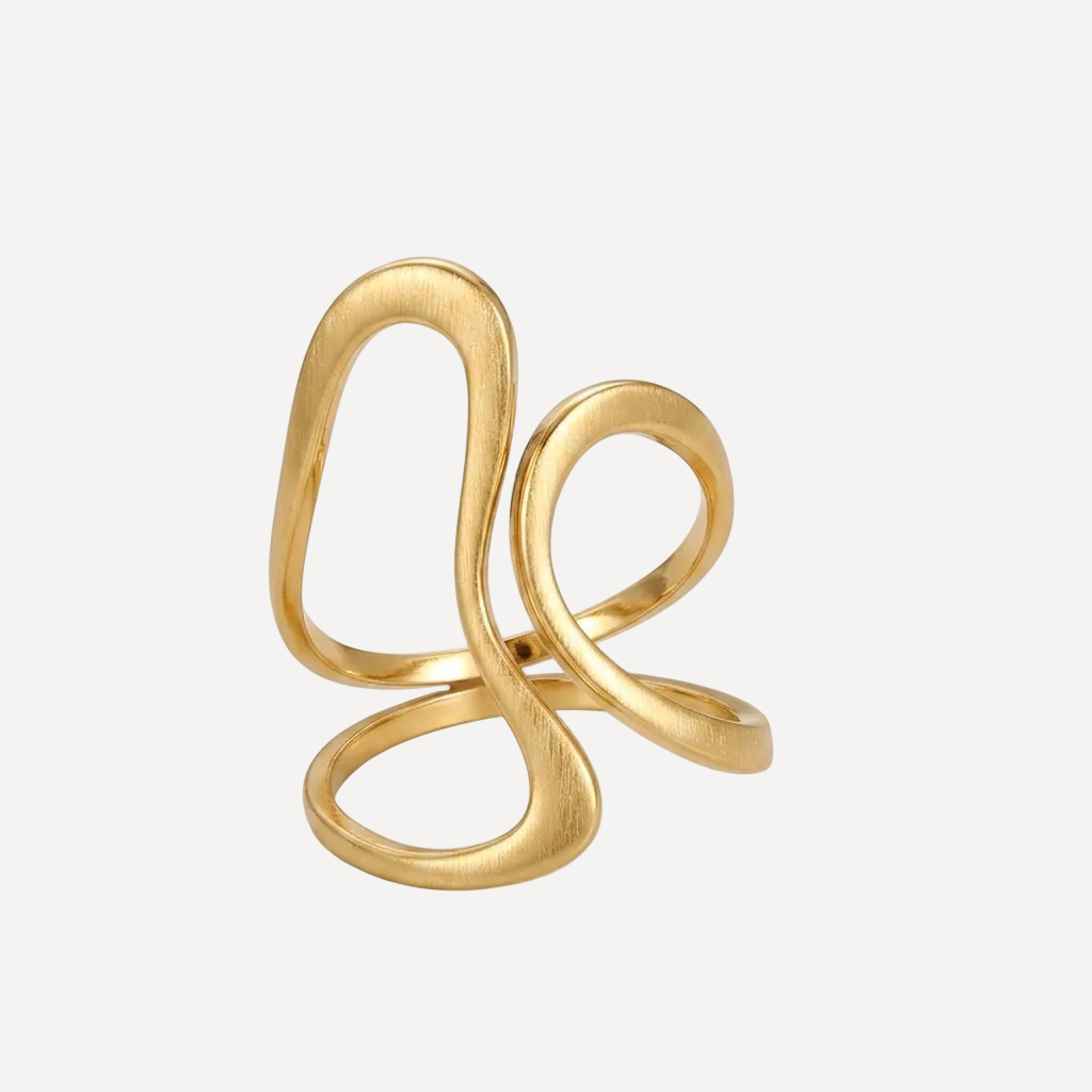 Luma Soft Curve Ring